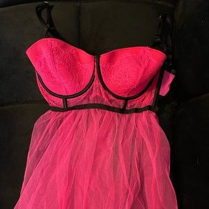 *WORN* Victoria’s Secret hot pink lingerie